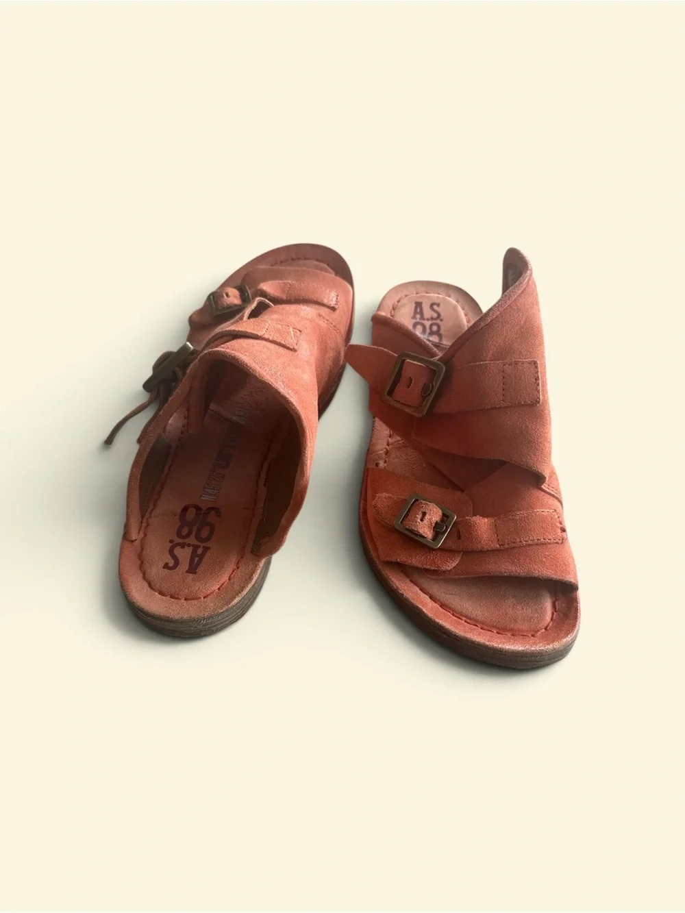 A. S. 98 Coral Leather Buckle Sandals Euro 38/7.5